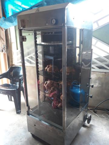 Máquina de assar frango