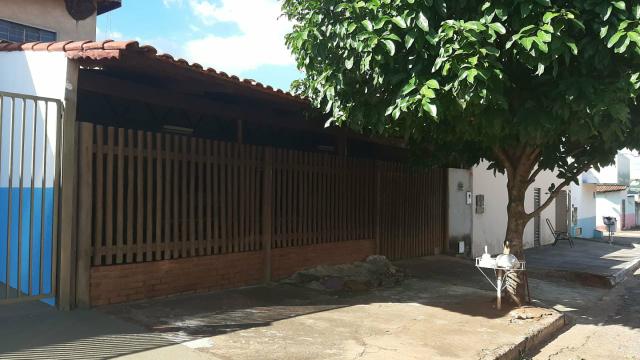 Vendo esta casa em Terezopolis de Goiás - Foto 3