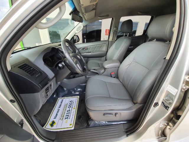 Hilux 2.7 Flex 4x4 Automática - Foto 7