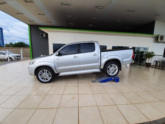 Hilux 2.7 Flex 4x4 Automática - Foto 3