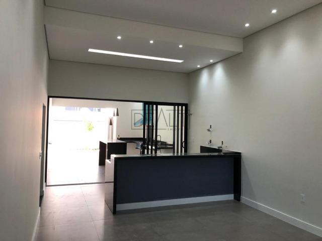 Casa com 3 dormitórios à venda, 155 m² por R$ 640.000,00