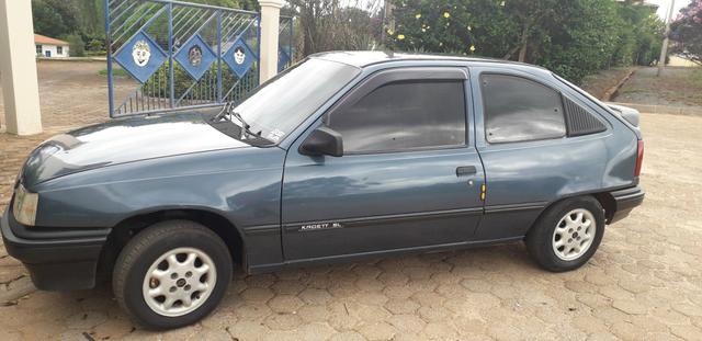 Vendo kadet 1.8 muito novo A VISTA TEN NEGOCIAÇÃO venda urgente - Foto 4