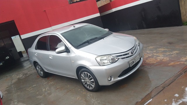 TOYOTA ETIOS 1.5 SD XS ANO 2014 PROMOÇÃO