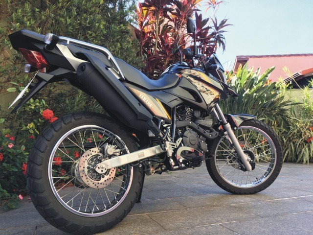 XTZ 150 LANDER 2017 C/ENTRADA DE $1000