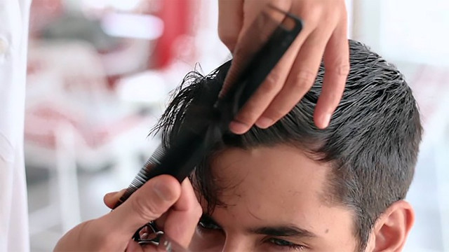 Curso de Barbeiro ou Corte Masculino RG 4527 MEC - Foto 2