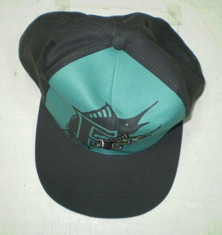 Boné importado Florida Marlins. - Cód. 449 -