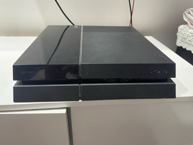 PlayStation 4 Fat