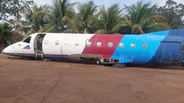 avião brasilia embraer 120 33 lugares para decoração   - Foto 2