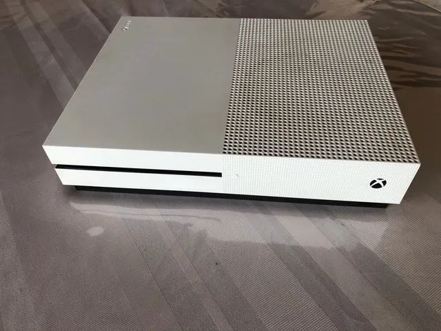 Xbox One S - 1TB - Usado - Videogames - Nova Floresta, Porto Velho