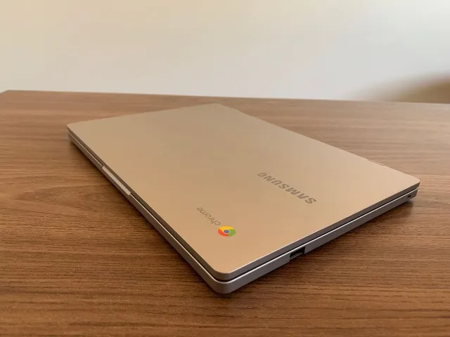 Novo Samsung Chromebook 4 XE310XBA-KT1BR, ideal para estudos