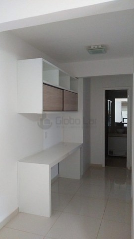 Apartamento com 2 quartos para alugar por R$ 2100.00, 72.00 m2 - JARDIM ESMERALDA - LIMEIR