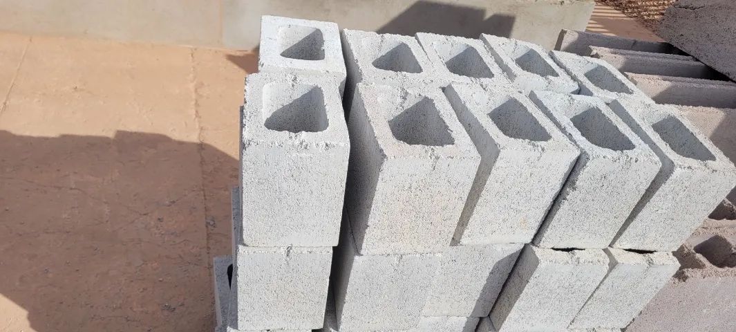 Bloco de concreto (Promoção Limpa pátio)