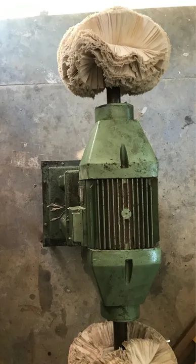 Politriz indústrial de coluna 5cv  marca REBEL - Foto 4