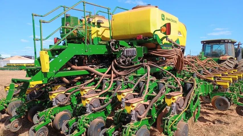 Plantadeira John Deere DB 50 ano 2024 - Foto 4