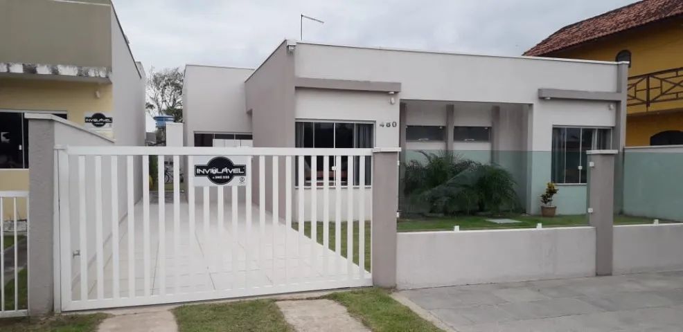 CASA A 250M DA PRAIA COM PISCINA EM COROADOS - GUARATUBA - PR - Foto 4