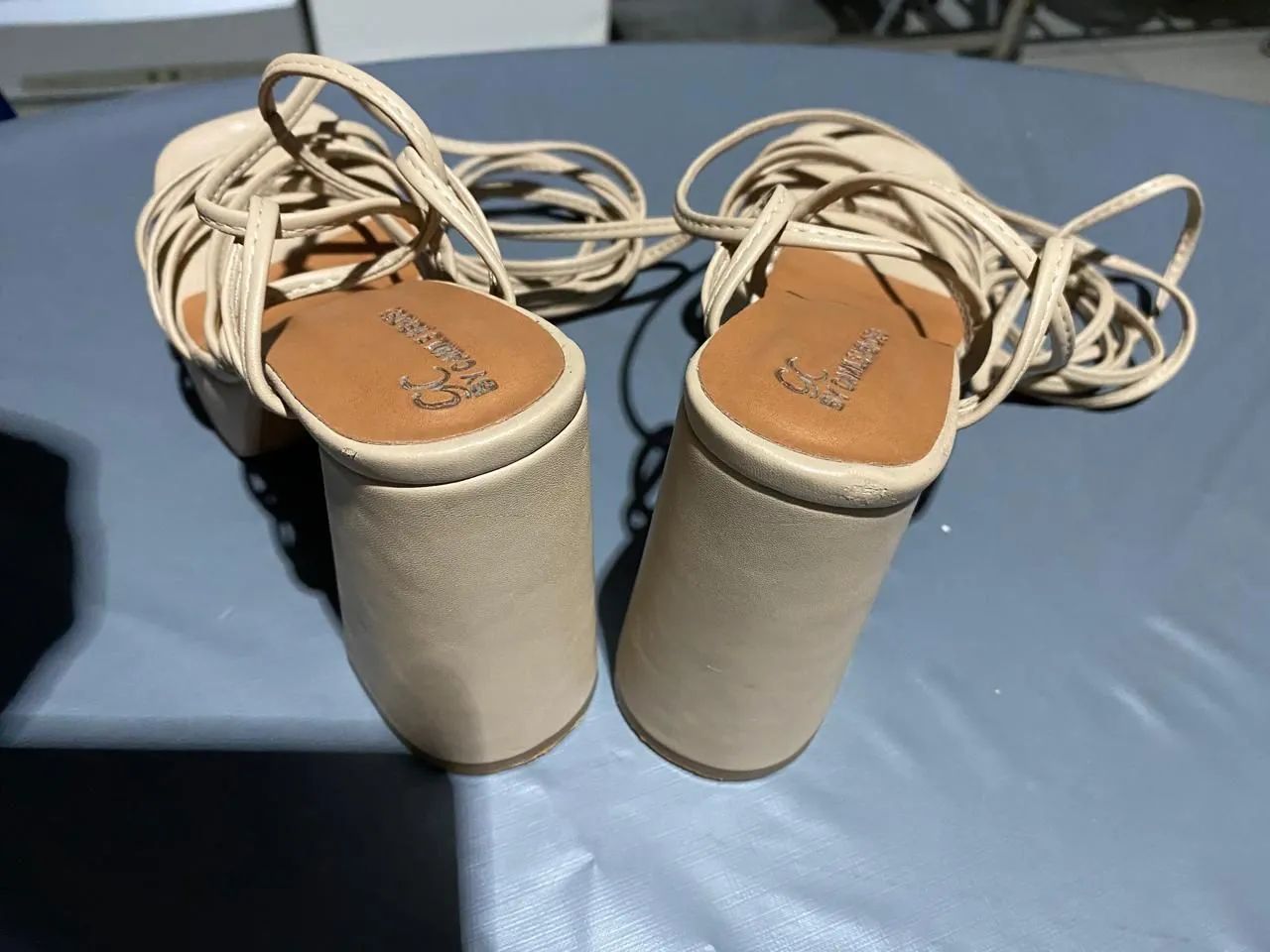 Sandálias plataforma salto alto bege - Foto 5