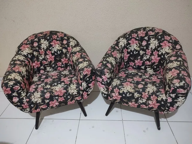 Poltronas Floral em ótimo estado !