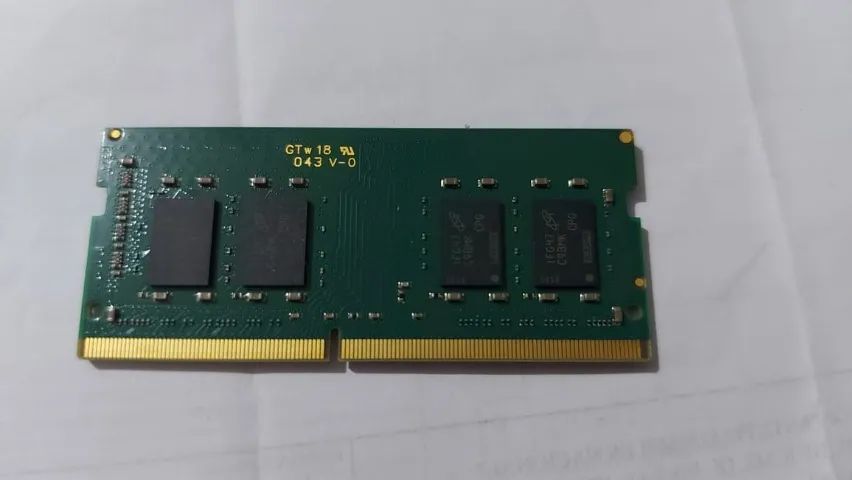 Memória RAM Crucial DDR464330132970881121