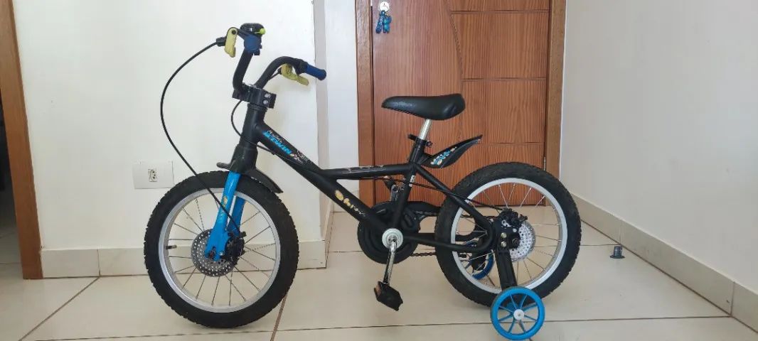 Bicicleta Infantil Aro 16 Pirabike Btwin - Usada - R$300 - Foto 5