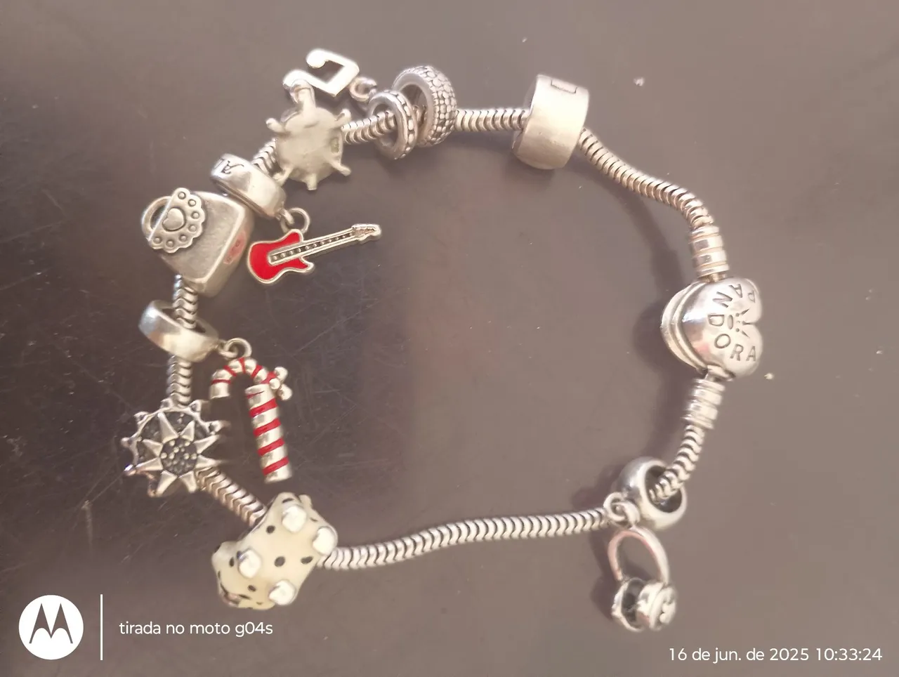 Pulseira Pandora com Berloques Encantadores
