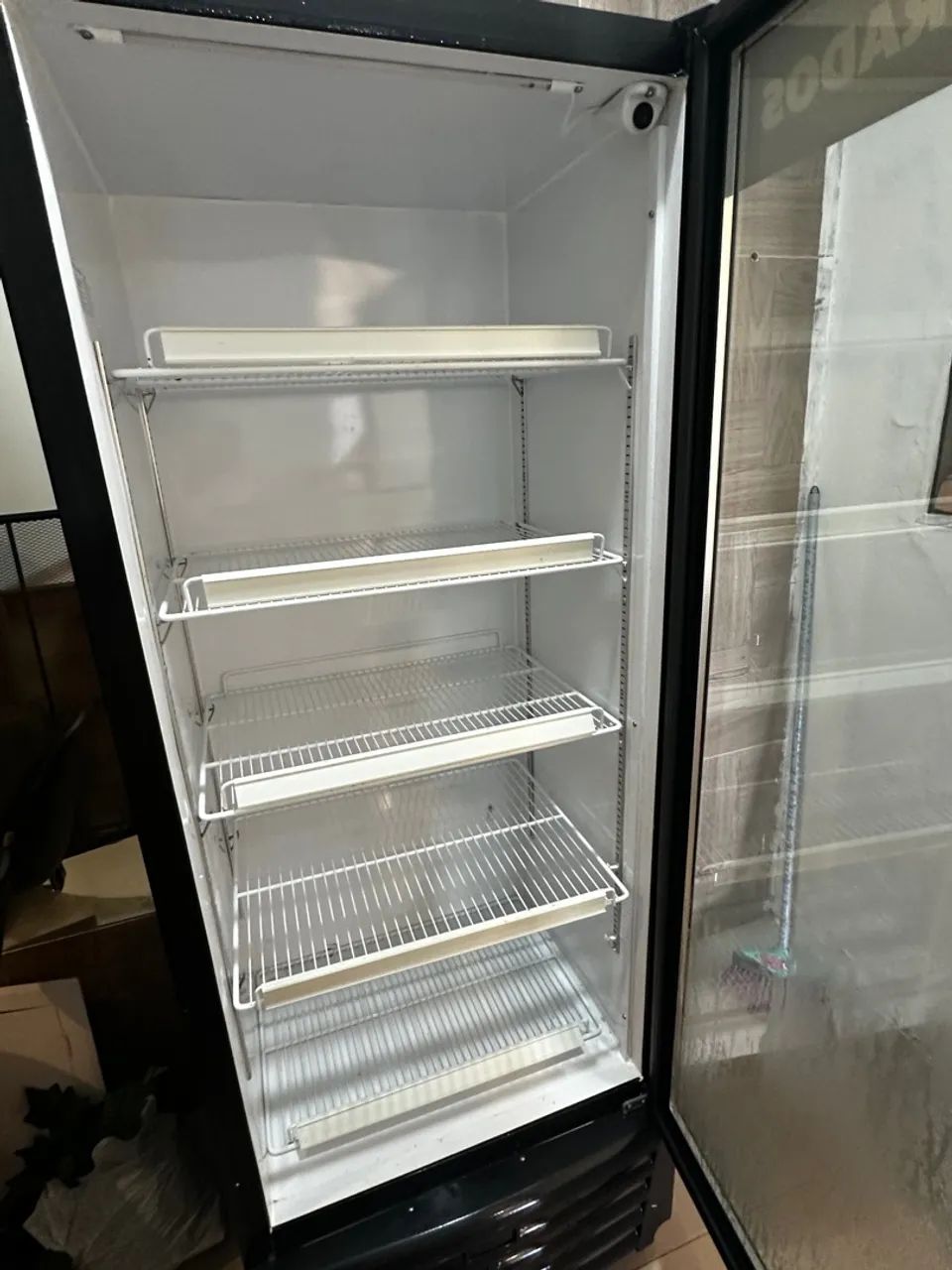 Expositora Polo Frio / Congelados e Refrigerados
