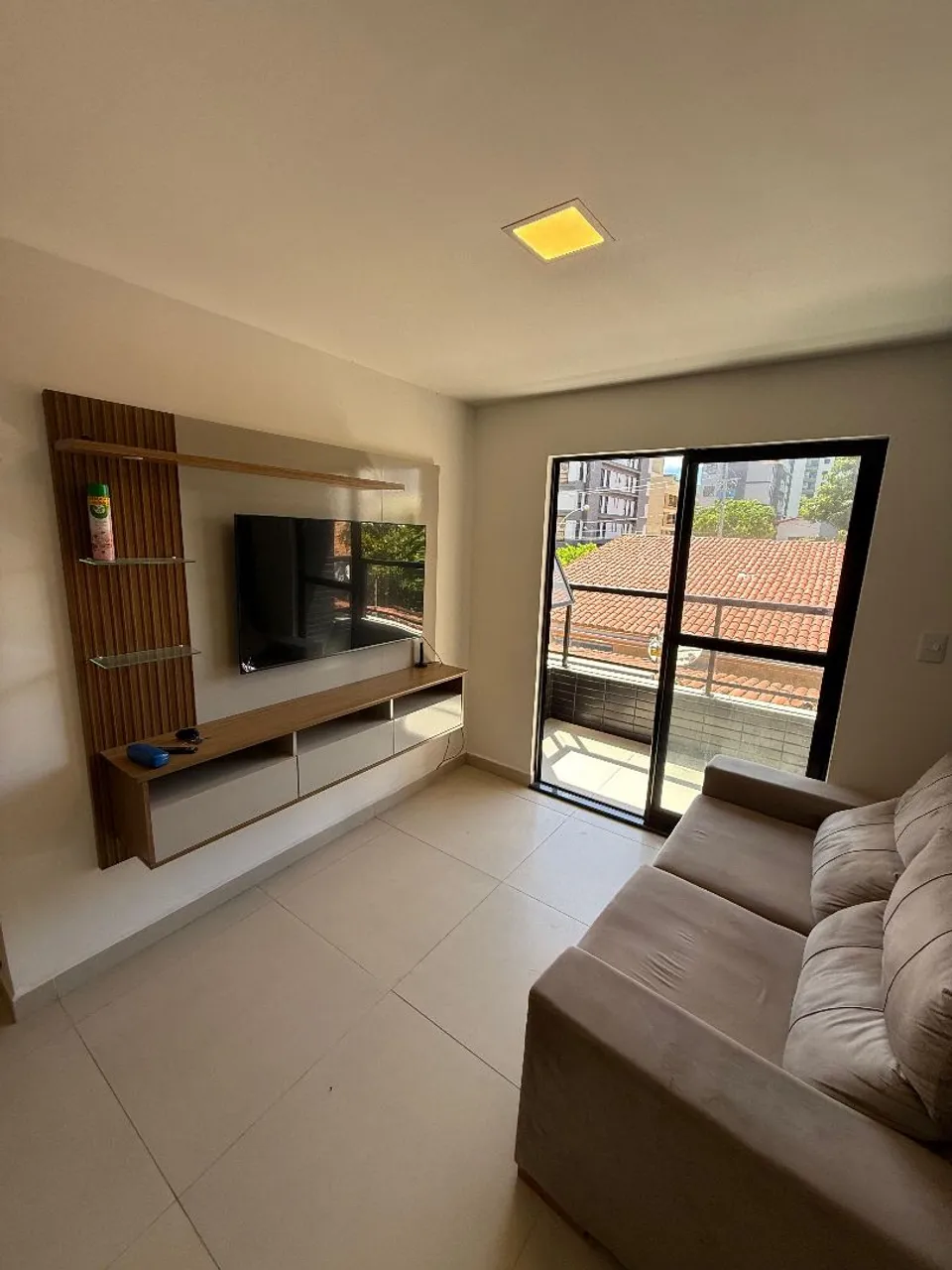 Alugo apartamento Mobiliado 2qts em Intermares
