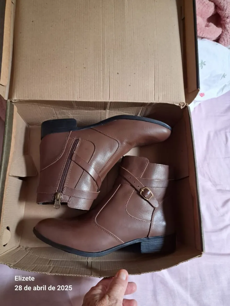 Botas Marrom