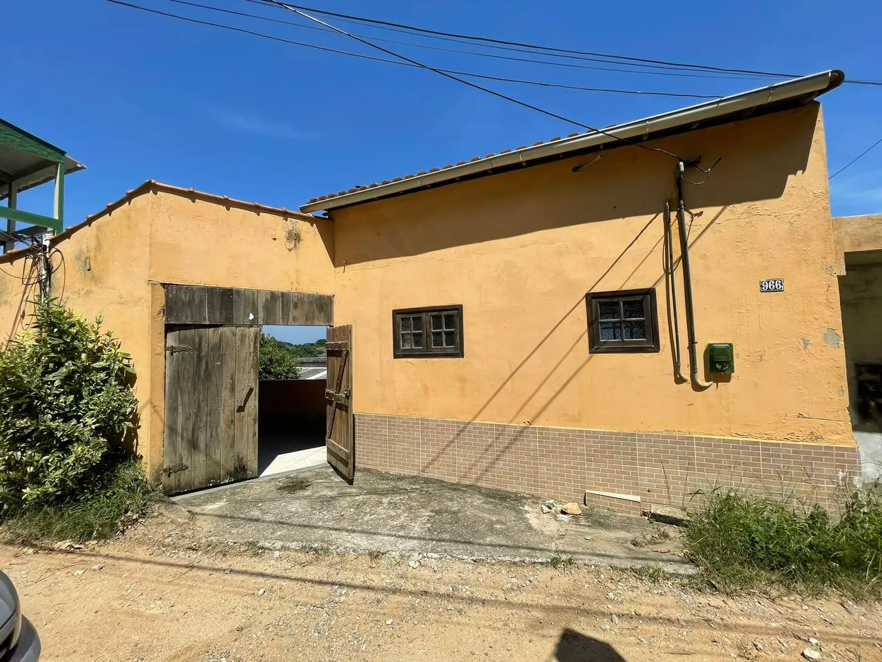 Apartamento para venda com garagem e vista para o mar em Barra de Guaratiba