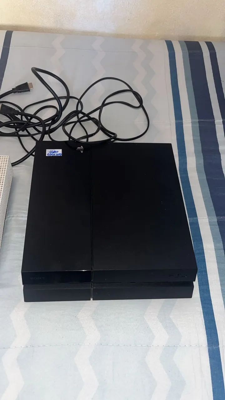 PS4 FAT E XBOX ONE S COM DEFEITO(LEIA A DESCRIÇÃO) - Foto 2
