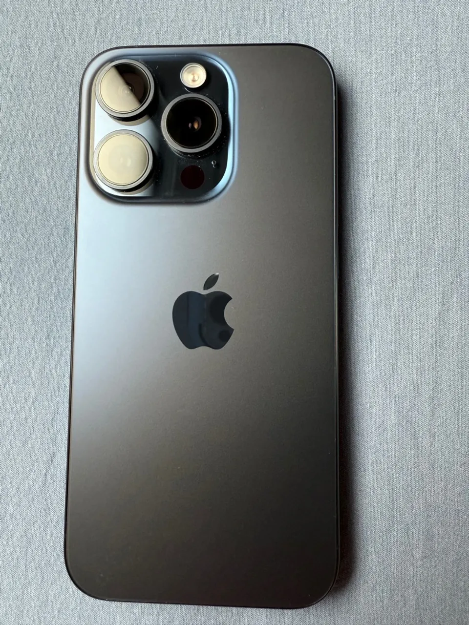 IPHONE 15 PRO SEMINOVO