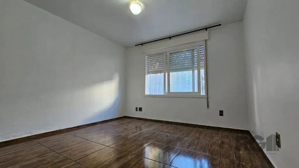 Apartamento 1 dormitório com área privativa de 47m², cozinha e área de serviço separadas, 