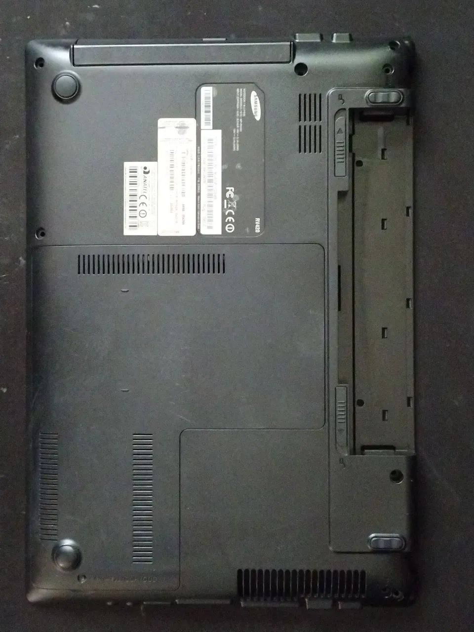 Carcaça inferior Samsung RV420. - Foto 4