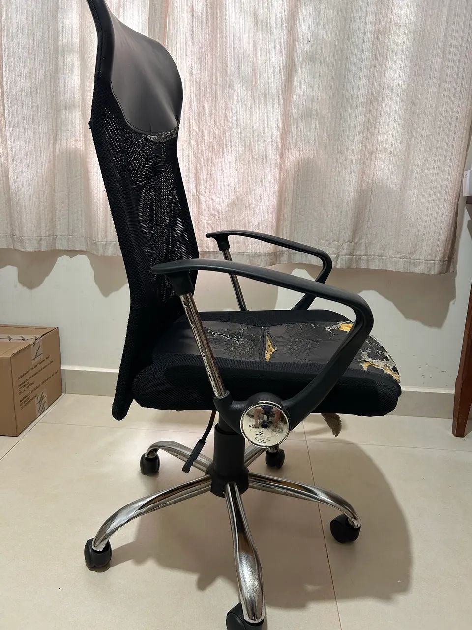 Cadeira de Escritório para Reformar  - Foto 5