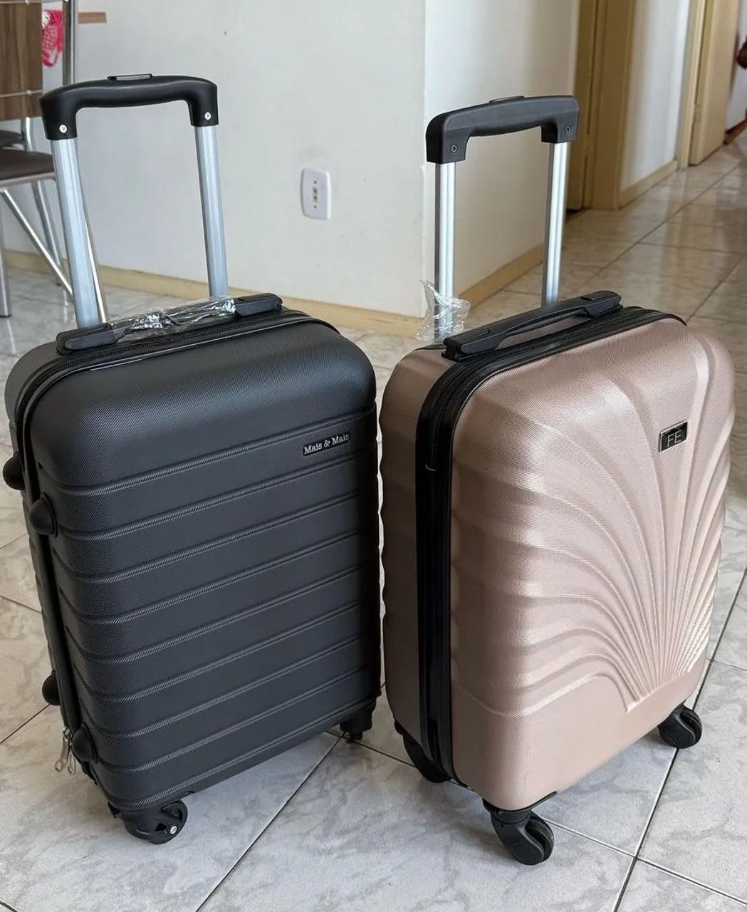 Malas de Viagem - Preta e Bege - Novas 9KG DE BORDO