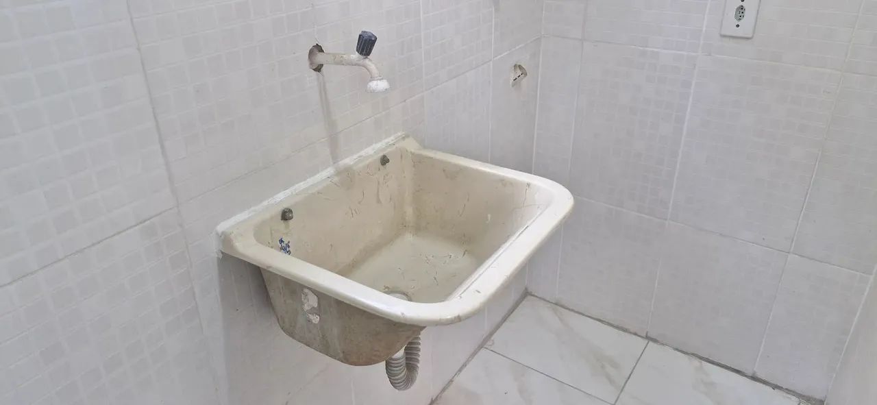 Apartamento aconchegante com 02 quartos para locação no bairro de Campo Grande, Rio de Jan - Foto 6