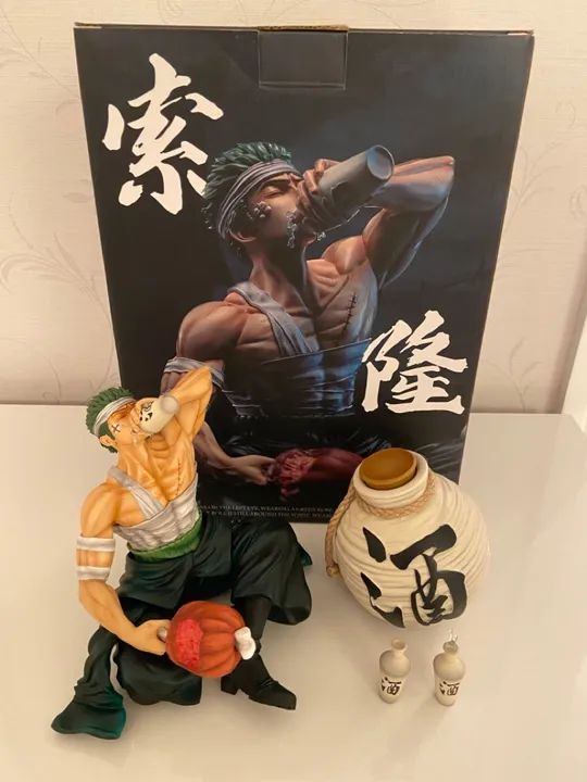 One Piece Roronoa Zoro - Original BT Studio Edição Limitada One Piece Roronoa Zoro - Original BT Studio Edição Limitada