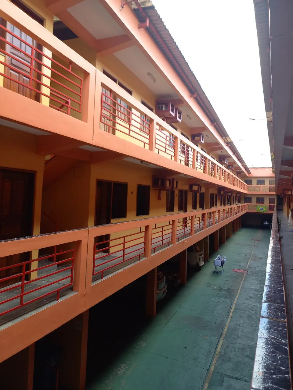Apartamento para aluguel com 2 quartos em Marambaia - Belém - Pará