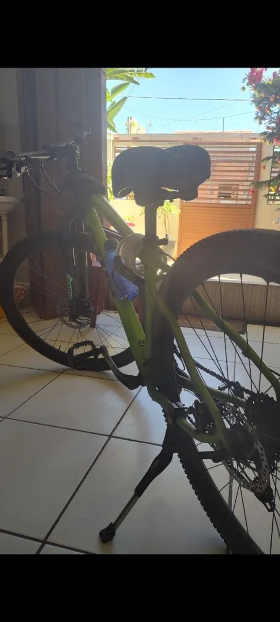Bicicleta lótus aro 29 Verde - com acessórios - Foto 3