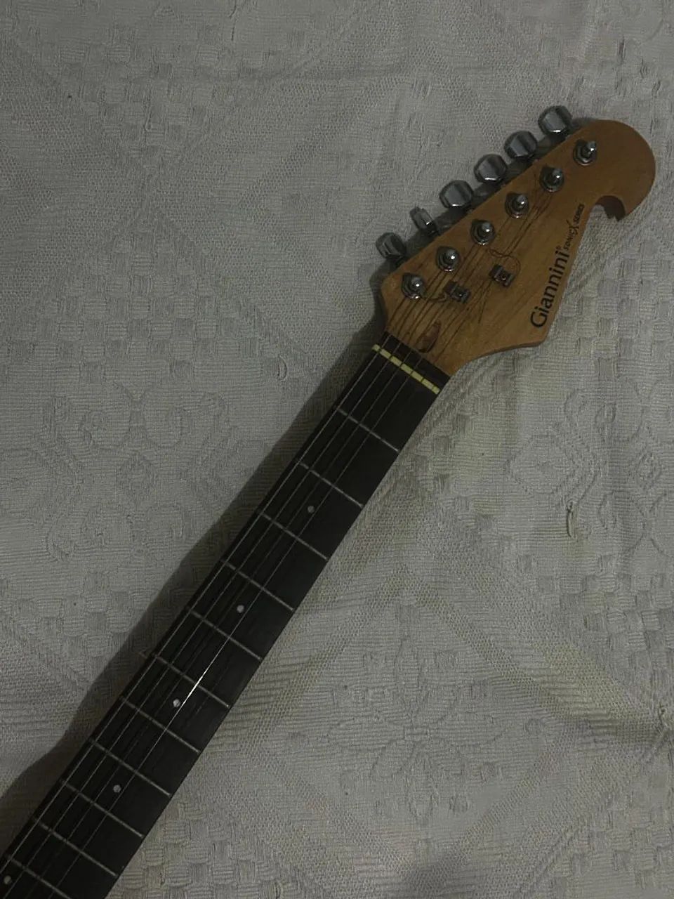 GUITARRA GIANNINI 64520840356866123