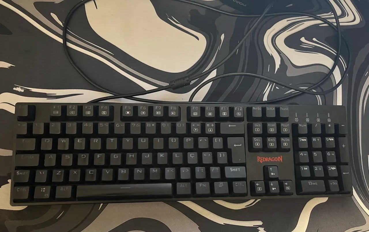 Teclado reddragon 64352262850561121