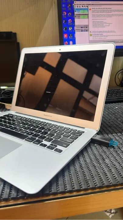 MacBook Air 2015 - Core I7 - 8GB + SSD 512 GB - Foto 4