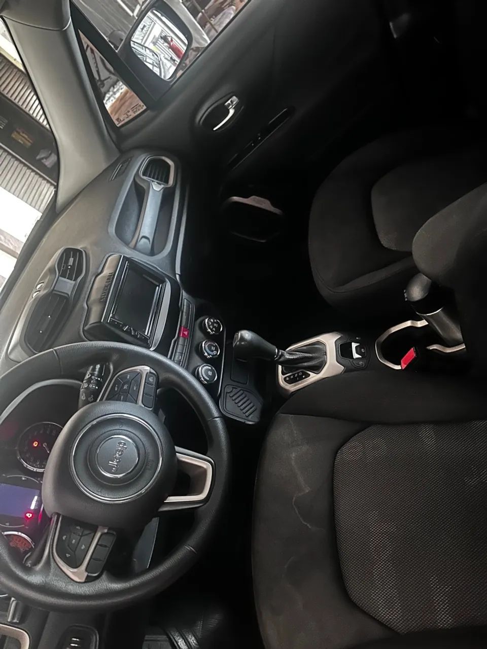 Vendo Renegade 2018 muito nova! - Foto 5