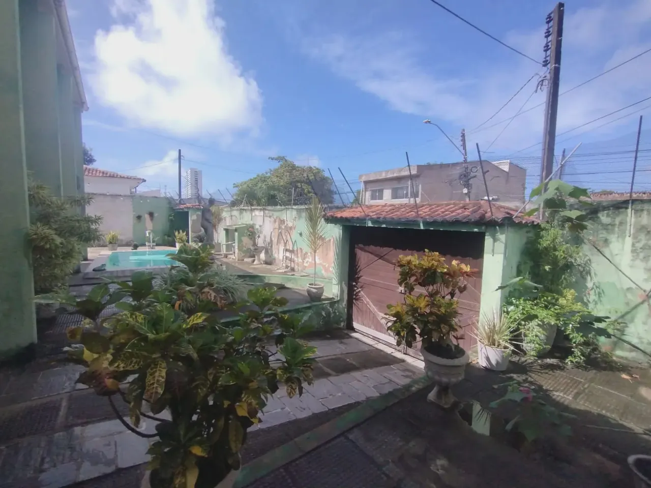 Casa à venda em rua pública, BARRO DURO , Maceió, AL