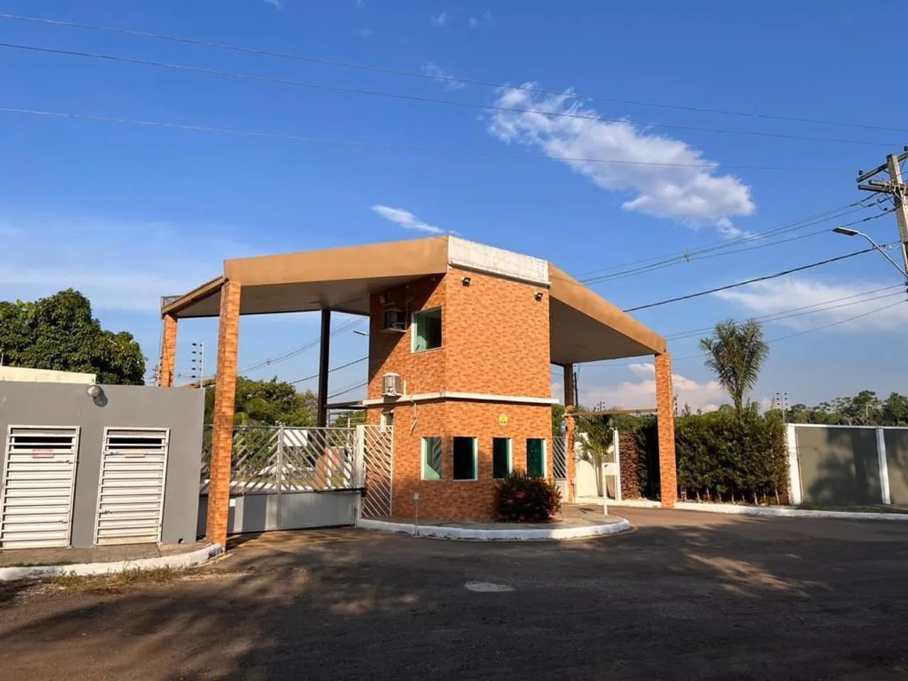 Casa no Condomínio Ecoville