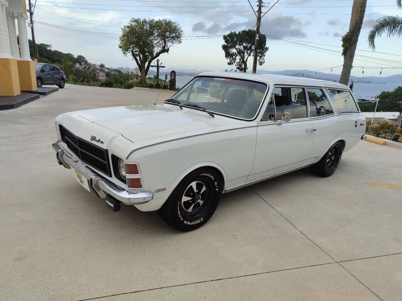 CARAVAN  PLACA PRETA