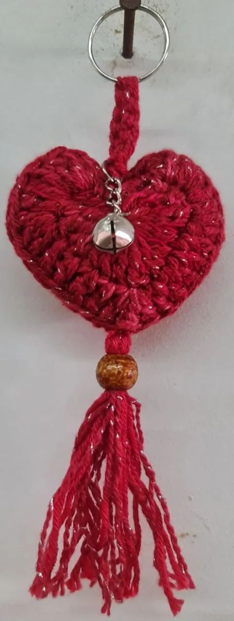Chaveiro coração de crochê - Foto 5