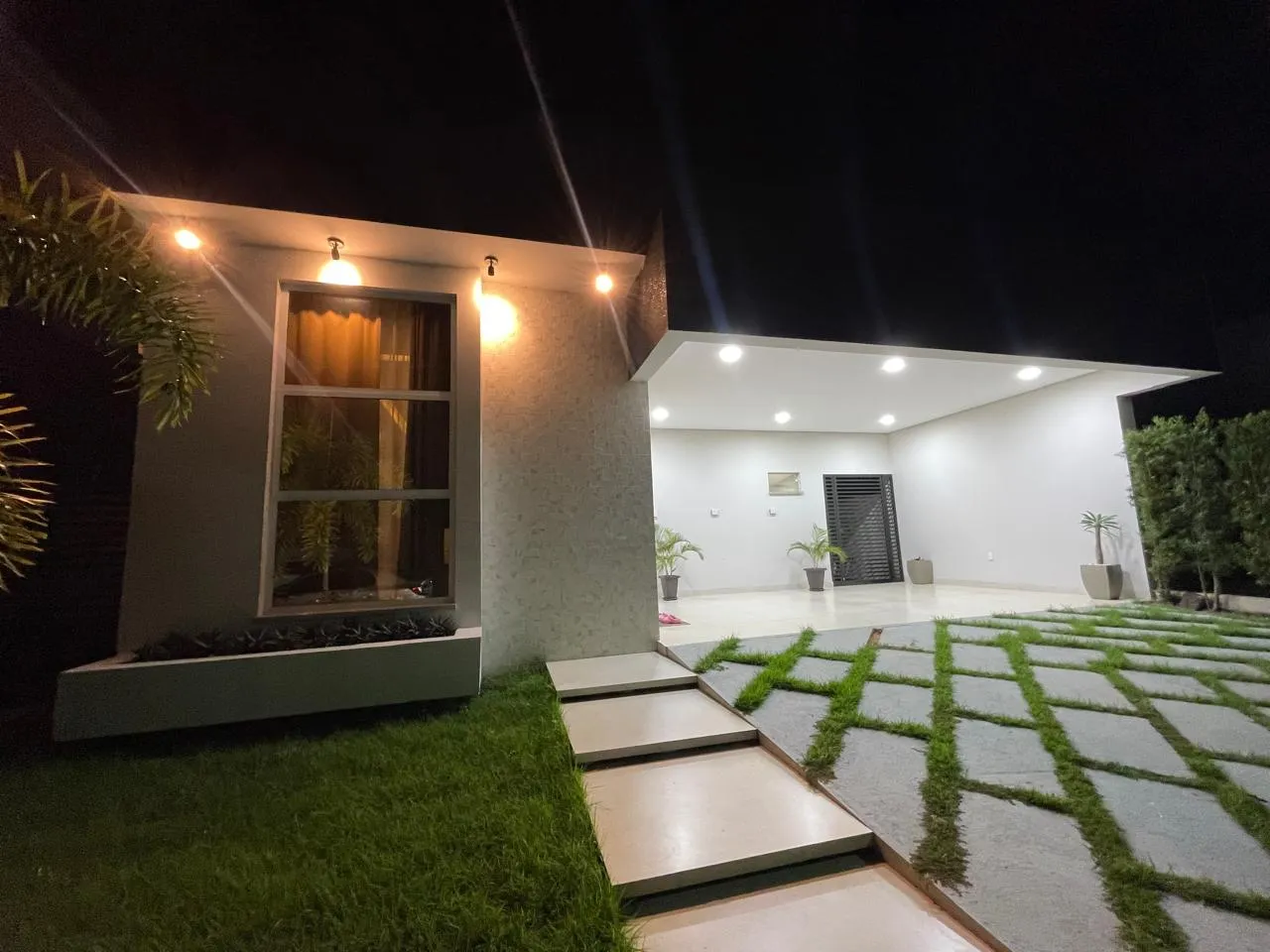 Casa á venda com 160 m2 com 3 suites no residecial Verana - Porto Velho - RO