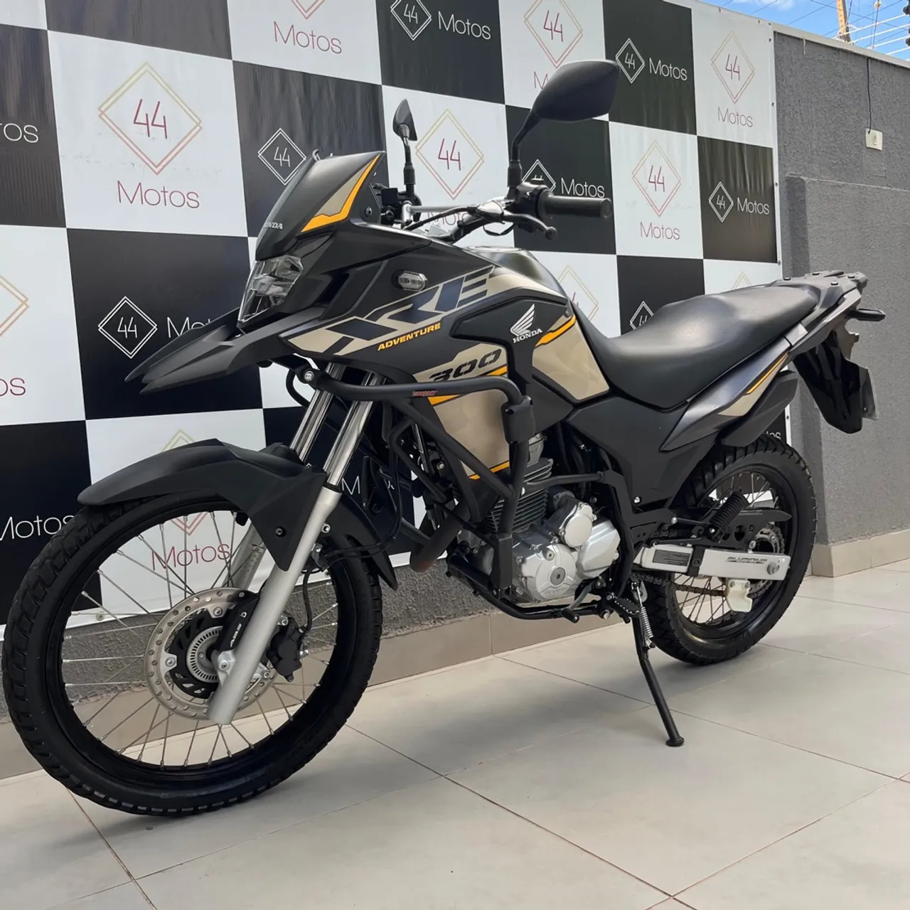 Honda XRE 300 Adventure ABS