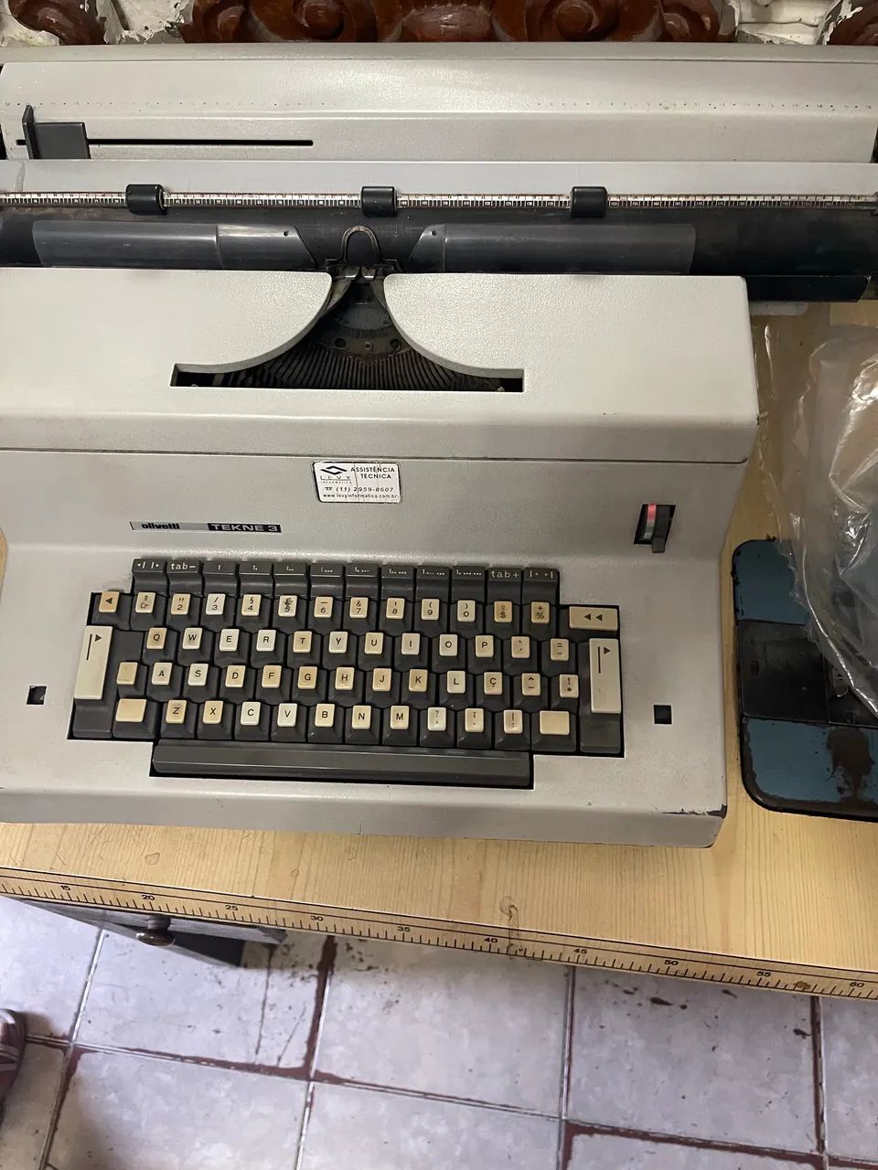 Vendo máquina de escrever olivete Tekno 3 - Foto 2