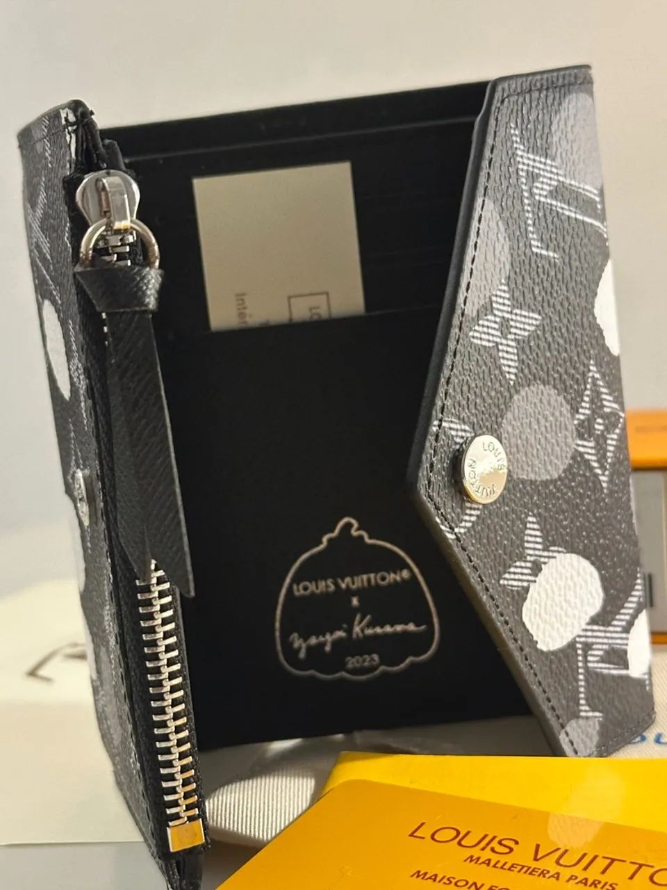 Carteira Louis Vuitton Monogram Dots - Foto 5